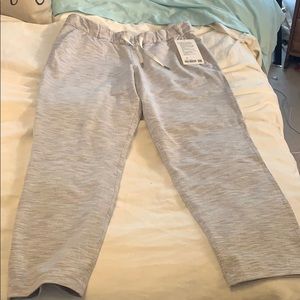 Lululemon On The Fly 7/8 pants